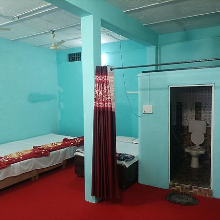 Shri Gamya Guest House Ujjain Extérieur photo